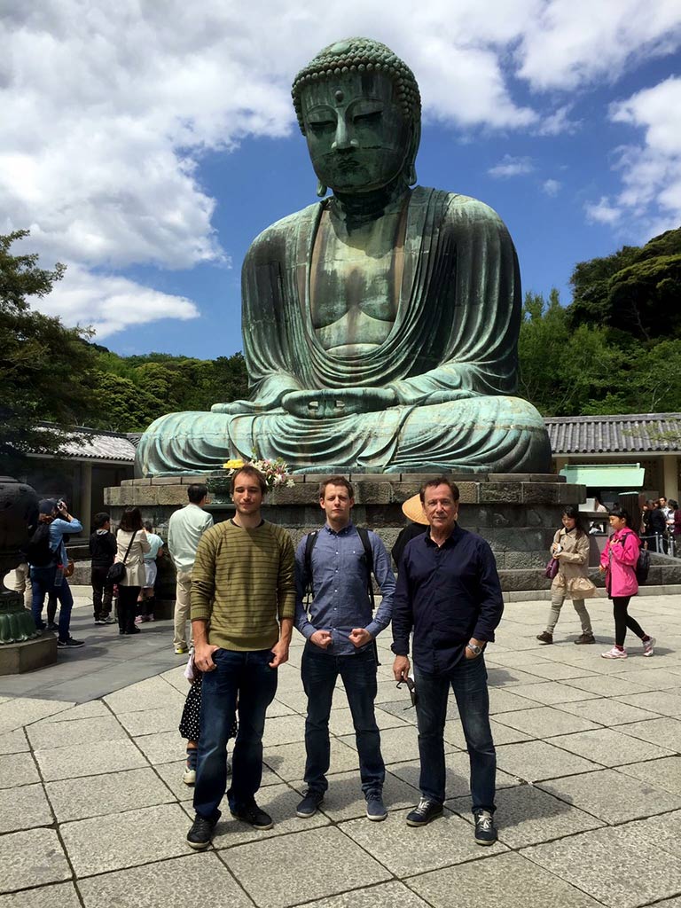 Devant le Daibutsu de Kamakura .Japon, mai 2017.